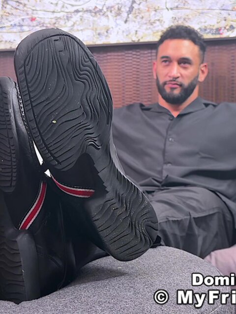 Killian Knox rubs and tongues Dominus' sheer dress socks deep