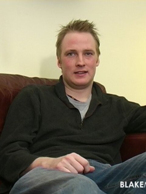 Confident Ricky jerks huge straight cock proudly