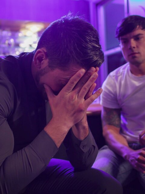 Closeted doctor Dakota Payne helps Dante Colle accept himself