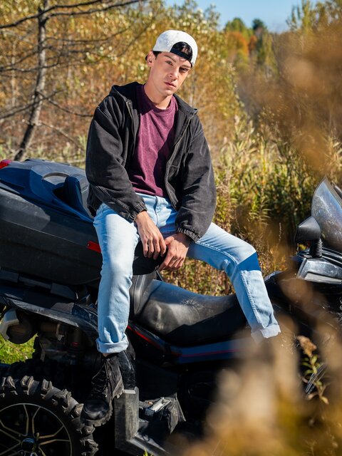 William Seed rescues Edward Terrant in woods then breeds him raw