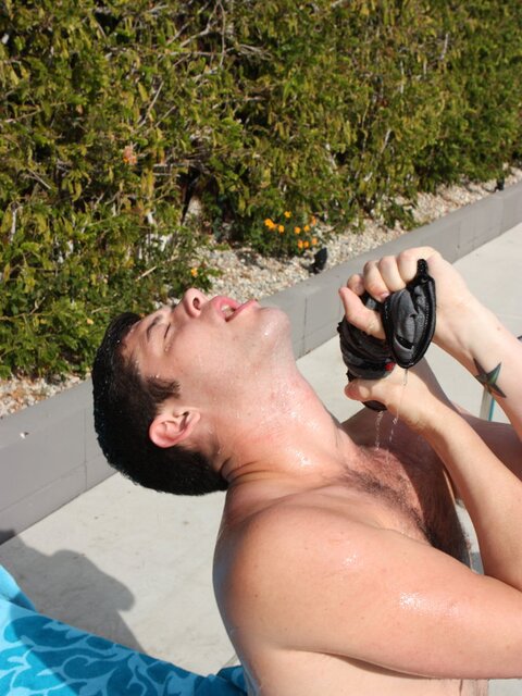 Chase Young pisses all over himself by the pool then jerks out a thick load