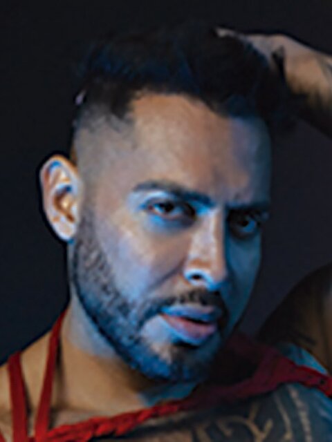 Viktor Rom destroys Alejandro Rubio’s hole and pisses all over him