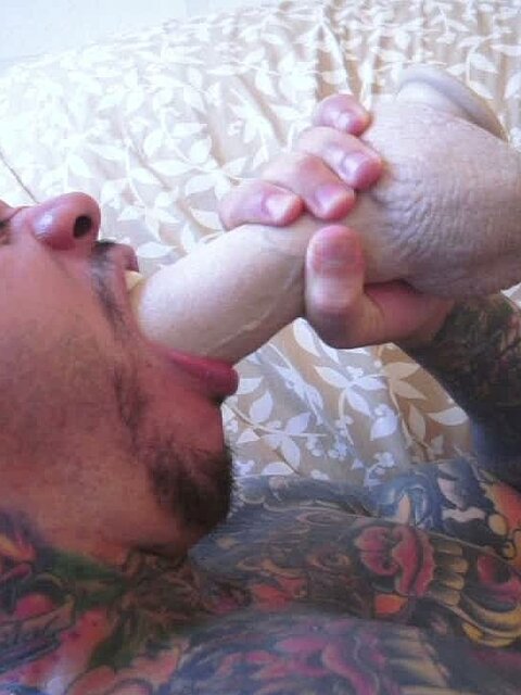 Bad boy Diego Castro brings out his favorite toys for a hot solo show