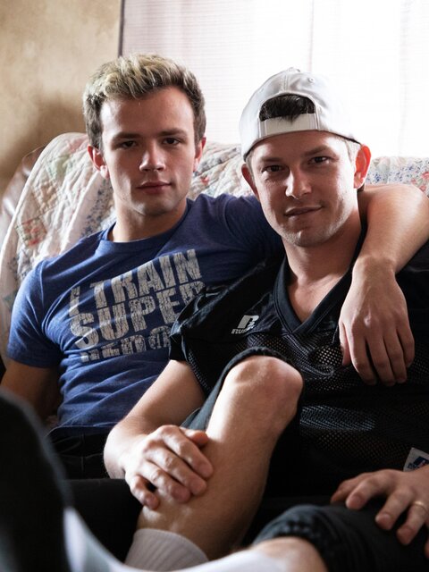 Mickey Knox sucks the toes of Logan Cross before delivering an intense pounding