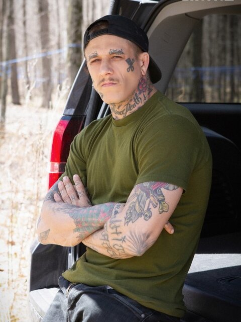 Bo Sinn picks up tattooed hitchhiker Seth Knight for a raw van pounding