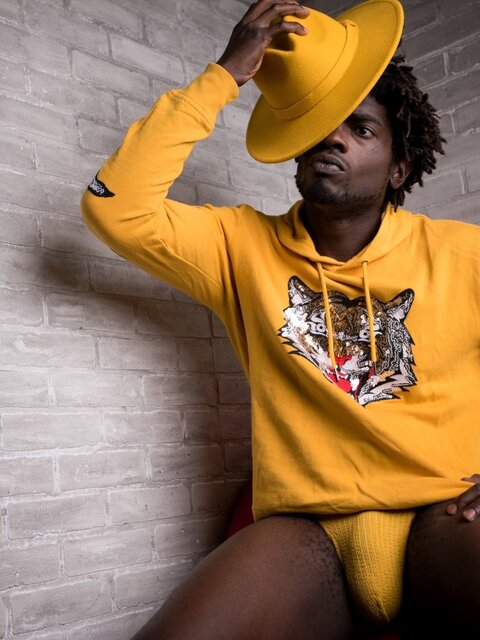 Devin Trez gets wild and reveals his big black cock for a solo session