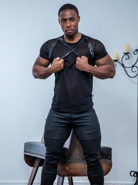 Deangelo Jackson and Papi Suave reunite and prove the resort spark never faded