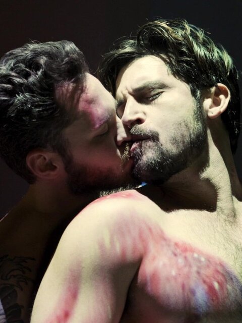 Matthew Camp and Liam Lee shower together before an intense bareback
