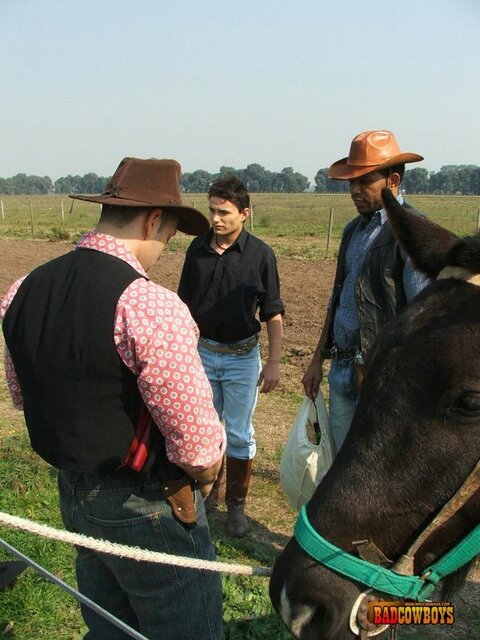 Young cowboy gets robbed at gunpoint and DPed