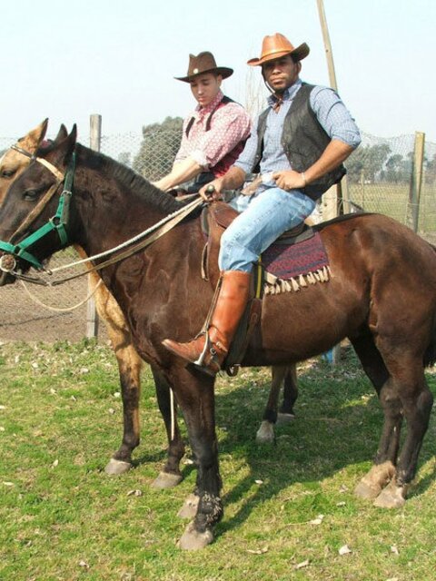 Guy tasting cowboys` dicks to the fullest