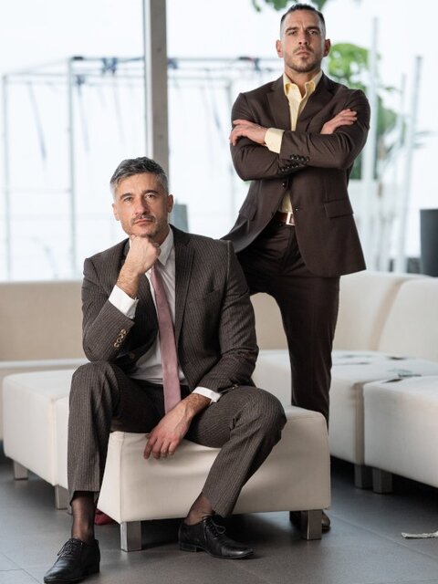Paddy O'brian makes CEO Jay Roberts surrender control inside his penthouse