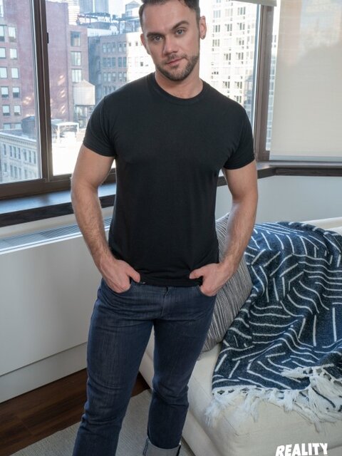 Blaze Austin spends his layover earning cash with a very private bedroom deal