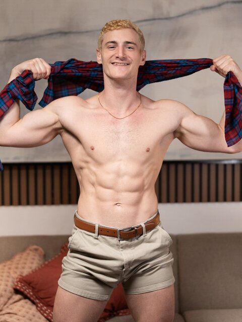Tommy Parker drills bearded bottom Mu doggystyle on the living couch