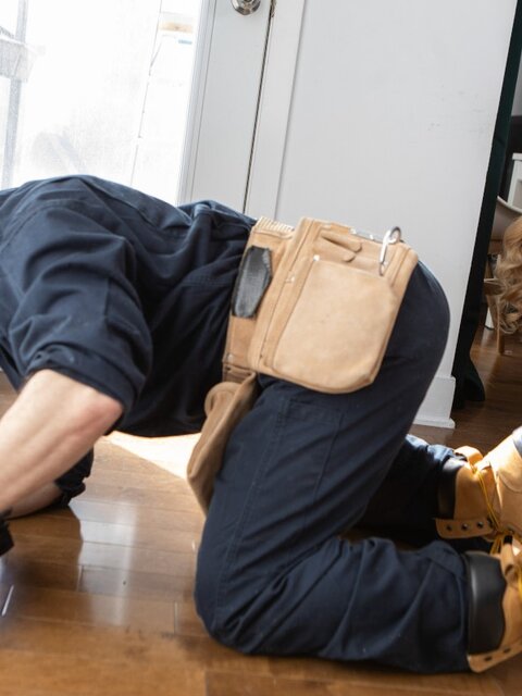 Troy River rips open the coveralls of OnlyMatt for an internet setup fuck