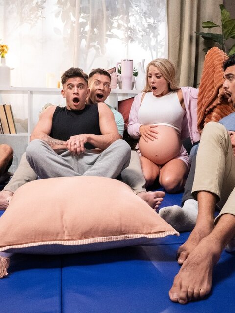 Bruce Beckham causes a scene during Lamaze class to breed teacher Trevor Brooks