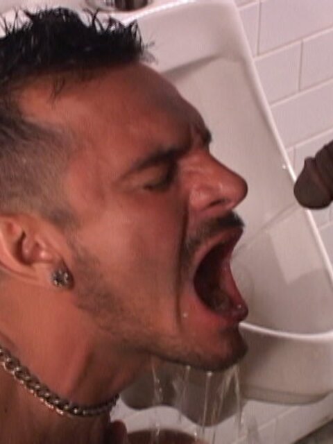 Marcelo Masko Takes Piss and Cock